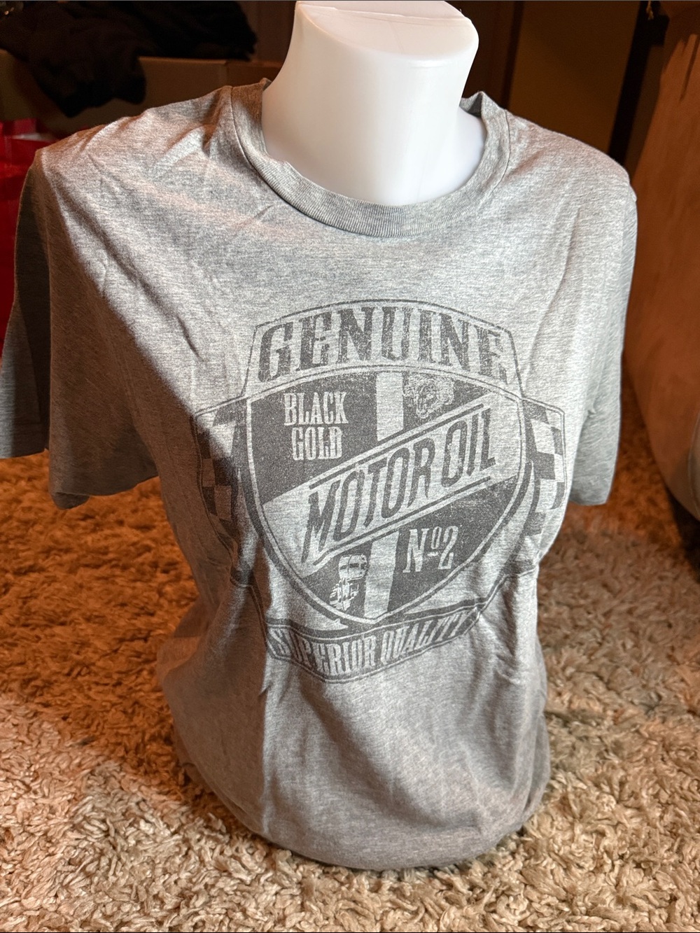 Old Navy Gray Short Sleeve Graphic Motor Oil Tee